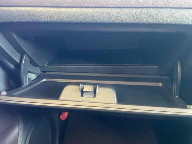 Ｎ－ＯＮＥ プレミアム　ＳＳパッケージ　ＥＴＣ　バックカメラ　ナビ　ＴＶ　衝突被害軽減システム　ＨＩＤ　スマートキー　アイドリングストップ　電動格納ミラー　シートヒーター　ベンチシート　ＣＶＴ　盗難防止システム　ＡＢＳ　ＥＳＣ　ＣＤ（53枚目）