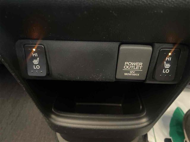 Ｎ－ＯＮＥ プレミアム　ＳＳパッケージ　ＥＴＣ　バックカメラ　ナビ　ＴＶ　衝突被害軽減システム　ＨＩＤ　スマートキー　アイドリングストップ　電動格納ミラー　シートヒーター　ベンチシート　ＣＶＴ　盗難防止システム　ＡＢＳ　ＥＳＣ　ＣＤ（54枚目）