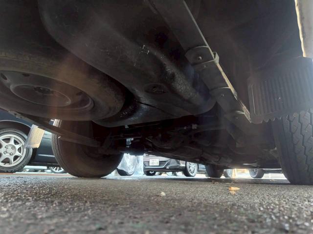 セドリックバン 　４ナンバー　　レザーシート　５人乗り（39枚目）