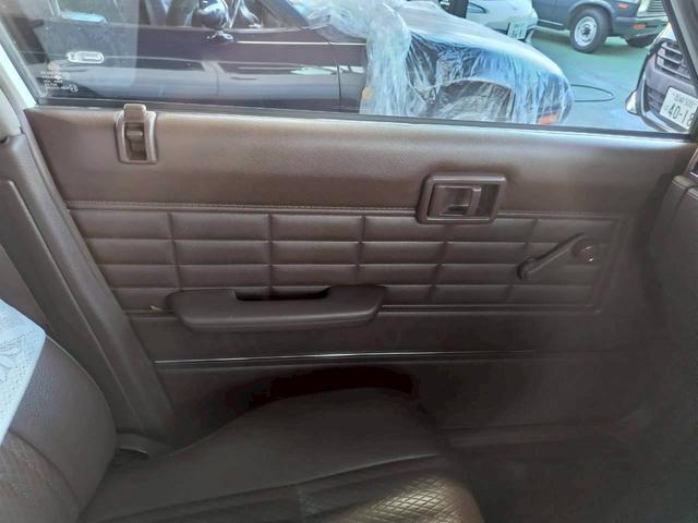 セドリックバン 　４ナンバー　　レザーシート　５人乗り（63枚目）