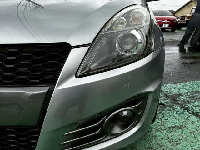 スイフトスポーツ ベースグレード 5次元17アルミ ETC パドルシフト スマートキー 新車保証書 禁煙 HIDヘッド(9枚目)