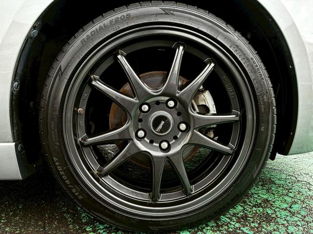 スイフトスポーツ ベースグレード 5次元17アルミ ETC パドルシフト スマートキー 新車保証書 禁煙 HIDヘッド(16枚目)