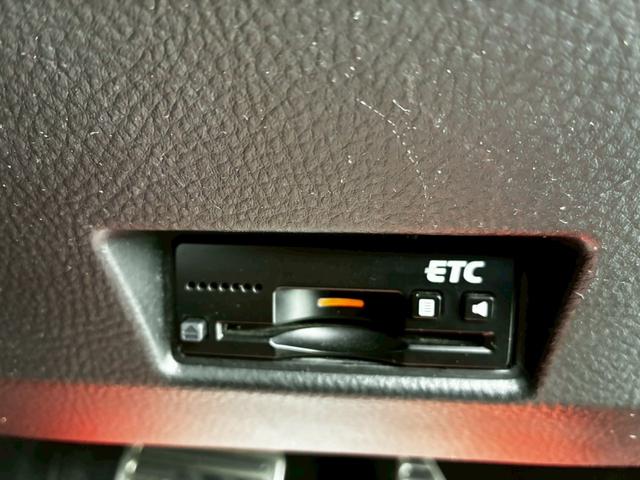 スイフトスポーツ ベースグレード 5次元17アルミ ETC パドルシフト スマートキー 新車保証書 禁煙 HIDヘッド(29枚目)