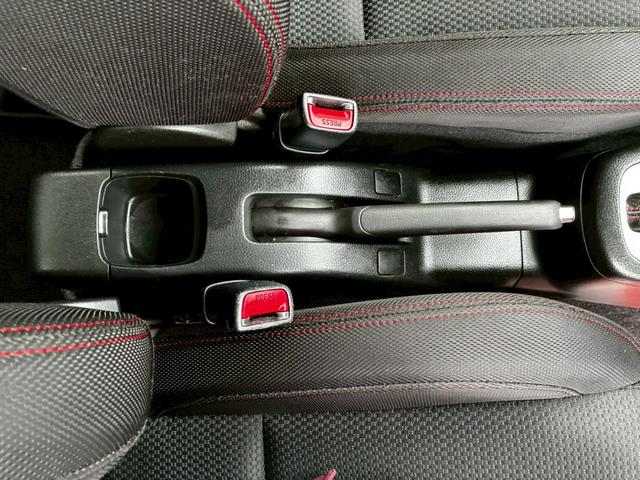 スイフトスポーツ ベースグレード 5次元17アルミ ETC パドルシフト スマートキー 新車保証書 禁煙 HIDヘッド(37枚目)