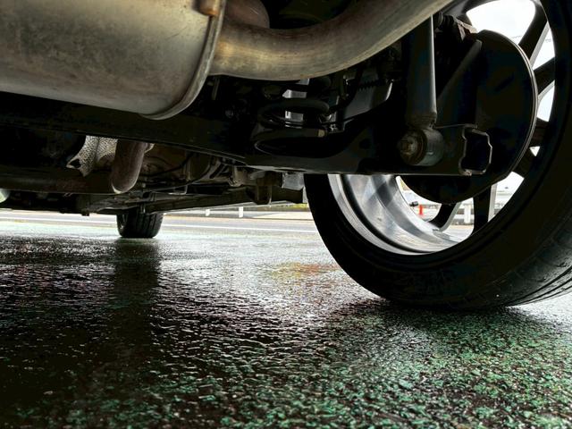 スイフトスポーツ ベースグレード 5次元17アルミ ETC パドルシフト スマートキー 新車保証書 禁煙 HIDヘッド(54枚目)