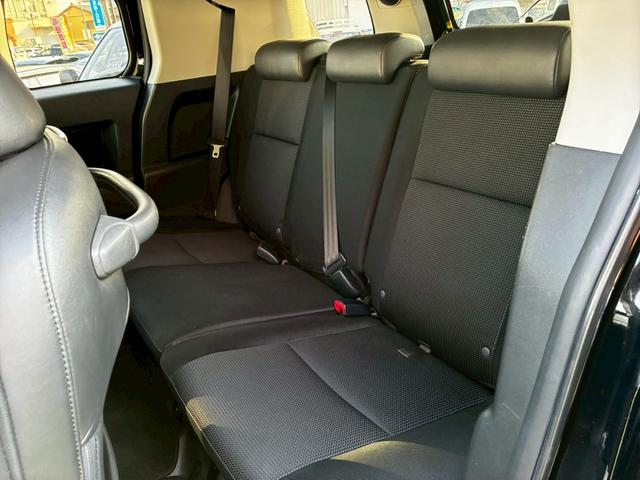 FJクルーザー ブラックカラーパッケージ 純正ナビTV Bカメラ 社外アルミ リフトアップ クルコン 新車取説保証書 キーレススペアー(55枚目)