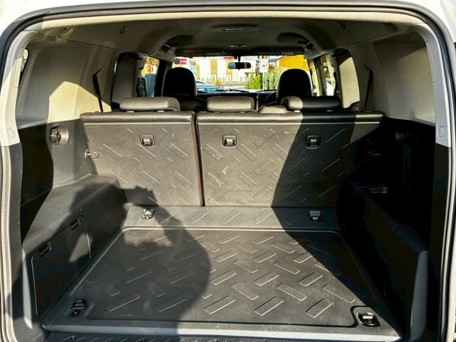 FJクルーザー ブラックカラーパッケージ 純正ナビTV Bカメラ 社外アルミ リフトアップ クルコン 新車取説保証書 キーレススペアー(57枚目)