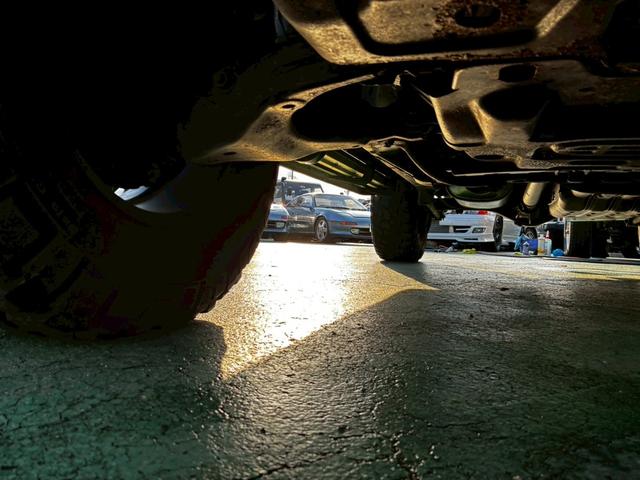 FJクルーザー ブラックカラーパッケージ 純正ナビTV Bカメラ 社外アルミ リフトアップ クルコン 新車取説保証書 キーレススペアー(58枚目)