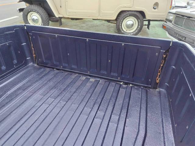 サニートラック 　クーラー付き　丸目　ローダウン　ハヤシレーシングアルミ　ＮＯＸＰＭ適合車　全国登録ＯＫ（43枚目）