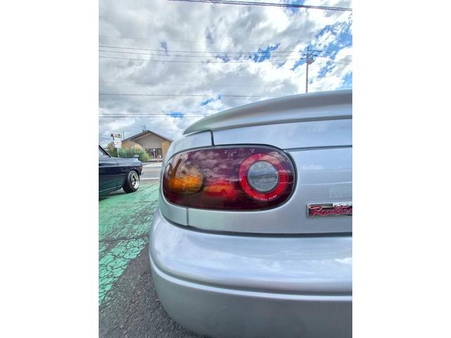 ユーノスロードスター スペシャルパッケージ　１オーナー禁煙　ガレージ保管　ナビＴＶ　ＢＴオーディオ　　両側電動　バックカメラ　ＥＴＣ　スマートキー２個（17枚目）