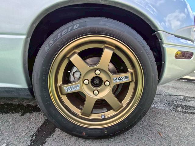 ユーノスロードスター スペシャルパッケージ　１オーナー禁煙　ガレージ保管　ナビＴＶ　ＢＴオーディオ　　両側電動　バックカメラ　ＥＴＣ　スマートキー２個（27枚目）