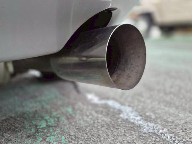 ユーノスロードスター スペシャルパッケージ　１オーナー禁煙　ガレージ保管　ナビＴＶ　ＢＴオーディオ　　両側電動　バックカメラ　ＥＴＣ　スマートキー２個（32枚目）