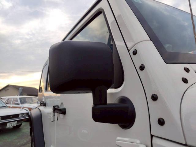 ジープ・ラングラーアンリミテッド アイランダー 特別使用車 純正ナビTV Bカメラ ETC サイドカメラ キーレス(31枚目)