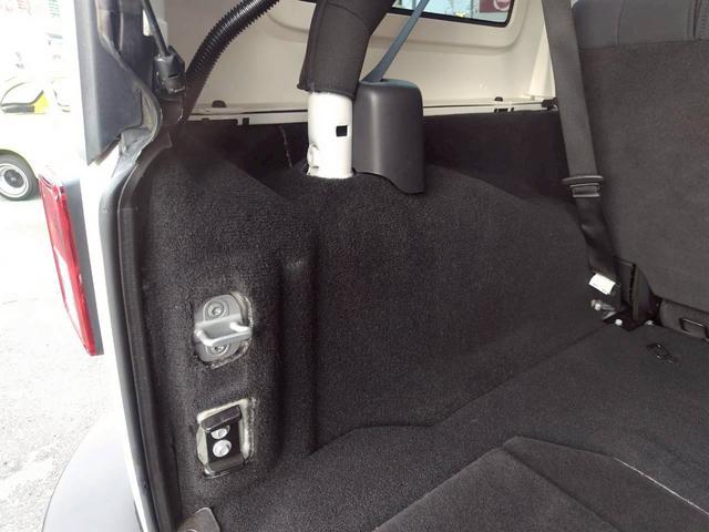 ジープ・ラングラーアンリミテッド アイランダー 特別使用車 純正ナビTV Bカメラ ETC サイドカメラ キーレス(49枚目)