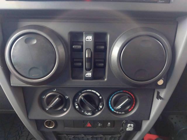 ジープ・ラングラーアンリミテッド アイランダー 特別使用車 純正ナビTV Bカメラ ETC サイドカメラ キーレス(75枚目)