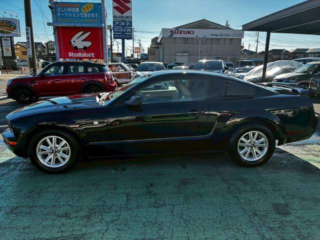 マスタング 　ディーラー車　記録簿　純正アルミ　ベージュレザーシート　新車取説保証書　スペアキー　プラグ交換済み記録簿６枚（8枚目）