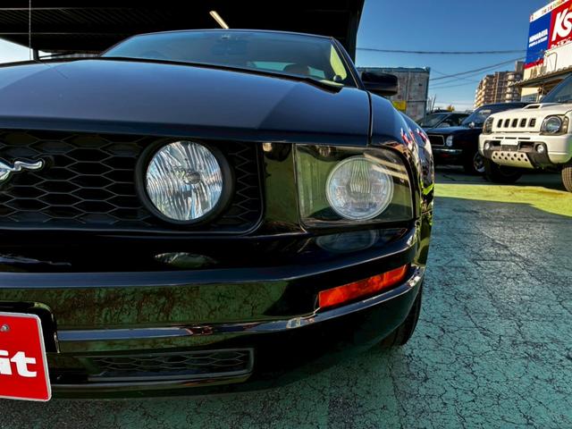 マスタング 　ディーラー車　記録簿　純正アルミ　ベージュレザーシート　新車取説保証書　スペアキー　プラグ交換済み記録簿６枚（12枚目）