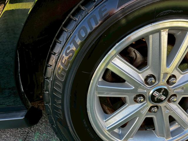 マスタング 　ディーラー車　記録簿　純正アルミ　ベージュレザーシート　新車取説保証書　スペアキー　プラグ交換済み記録簿６枚（16枚目）