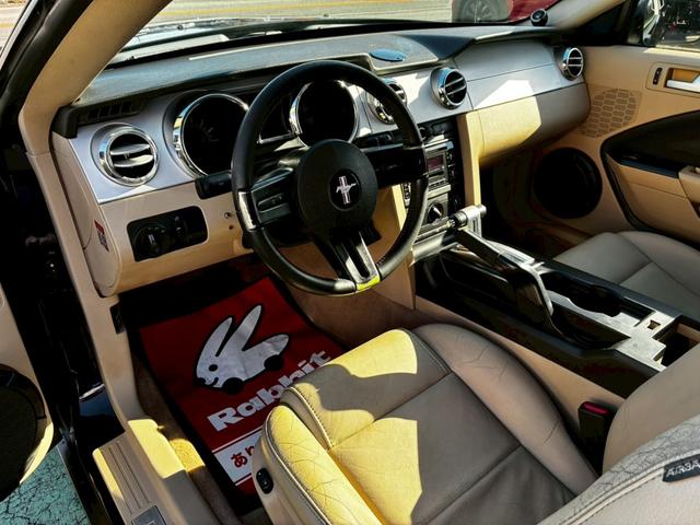 マスタング 　ディーラー車　記録簿　純正アルミ　ベージュレザーシート　新車取説保証書　スペアキー　プラグ交換済み記録簿６枚（21枚目）