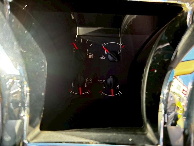 マスタング 　ディーラー車　記録簿　純正アルミ　ベージュレザーシート　新車取説保証書　スペアキー　プラグ交換済み記録簿６枚（25枚目）