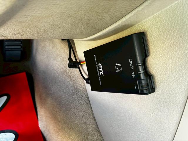 マスタング 　ディーラー車　記録簿　純正アルミ　ベージュレザーシート　新車取説保証書　スペアキー　プラグ交換済み記録簿６枚（35枚目）