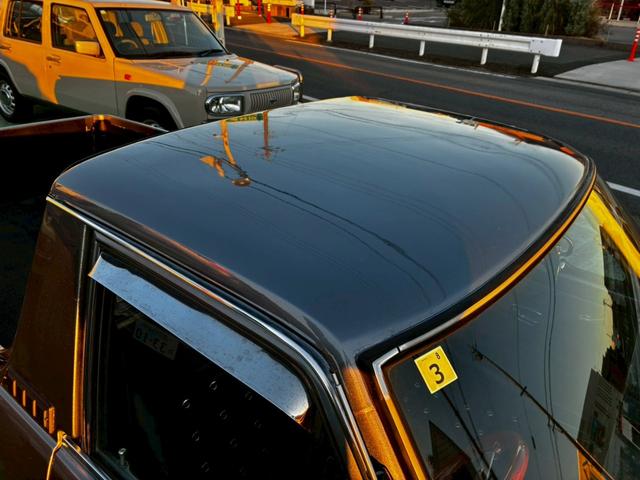 サニートラック ロングＤＸ　ブルーバードフェイスに変更　マーシャルヘッドライトチンスポイラー　ワタナベアルミ　ソレックスキャブレター　社外シート　ウッドハンドル　　ローダウン　マフラー　ボンネットブラック塗装（11枚目）