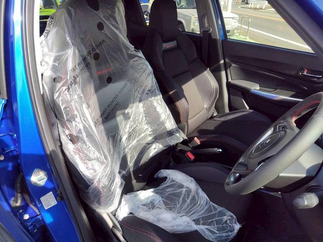 スイフトスポーツ ＺＣ３３Ｓ　ファイナルエディション　登録済使用車　ファイナルエディション６速　１４００ターボ　すずきせーふてぃさぽーと　全方位モニター用カメラＰＫＧ　スマートキ－　ＬＥＤヘッド　ートヒーター　レーダークルーズコントロール　新車取説保証書（10枚目）