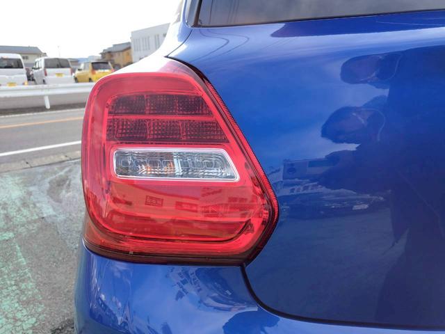 スイフトスポーツ ＺＣ３３Ｓ　ファイナルエディション　登録済使用車　ファイナルエディション６速　１４００ターボ　すずきせーふてぃさぽーと　全方位モニター用カメラＰＫＧ　スマートキ－　ＬＥＤヘッド　ートヒーター　レーダークルーズコントロール　新車取説保証書（24枚目）