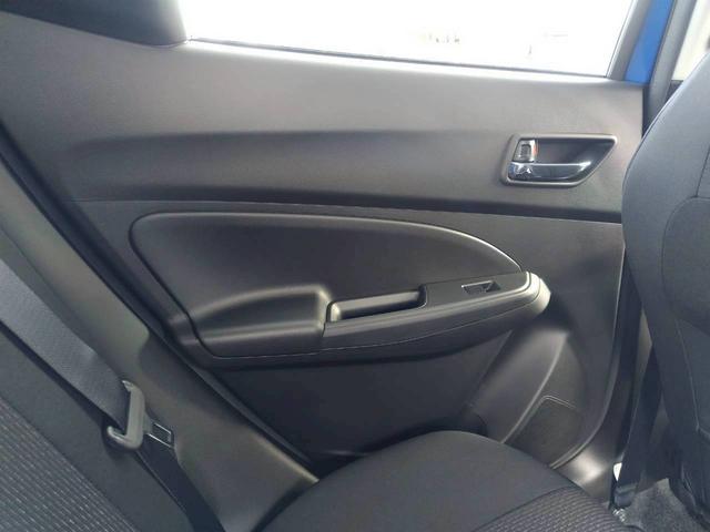 スイフトスポーツ ＺＣ３３Ｓ　ファイナルエディション　登録済使用車　ファイナルエディション６速　１４００ターボ　すずきせーふてぃさぽーと　全方位モニター用カメラＰＫＧ　スマートキ－　ＬＥＤヘッド　ートヒーター　レーダークルーズコントロール　新車取説保証書（54枚目）