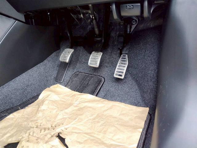 スイフトスポーツ ＺＣ３３Ｓ　ファイナルエディション　登録済使用車　ファイナルエディション６速　１４００ターボ　すずきせーふてぃさぽーと　全方位モニター用カメラＰＫＧ　スマートキ－　ＬＥＤヘッド　ートヒーター　レーダークルーズコントロール　新車取説保証書（60枚目）