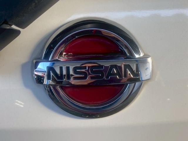 ノート ニスモ 純正ナビTV Bカメラ ETC ドラレコ LEDヘッド スマートキー2個 社外AW スタッドレス 新車取説保証書 ナビ取説 ドラレコsd後日(27枚目)