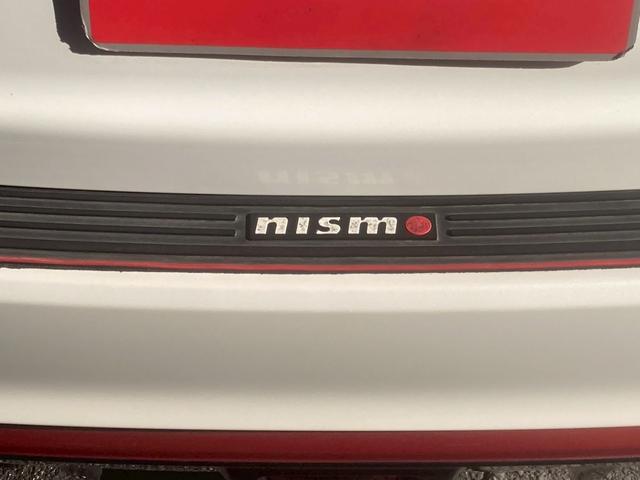 ノート ニスモ 純正ナビTV Bカメラ ETC ドラレコ LEDヘッド スマートキー2個 社外AW スタッドレス 新車取説保証書 ナビ取説 ドラレコsd後日(28枚目)