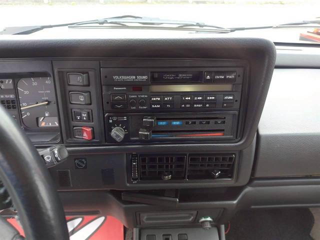 ゴルフカブリオ クラシックライン　ベージュレザー　　ディーラー車　電動オープン（14枚目）