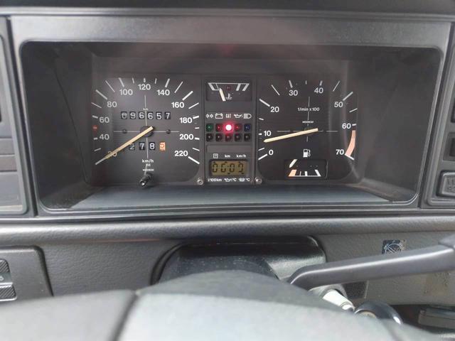 ゴルフカブリオ クラシックライン　ベージュレザー　　ディーラー車　電動オープン（17枚目）