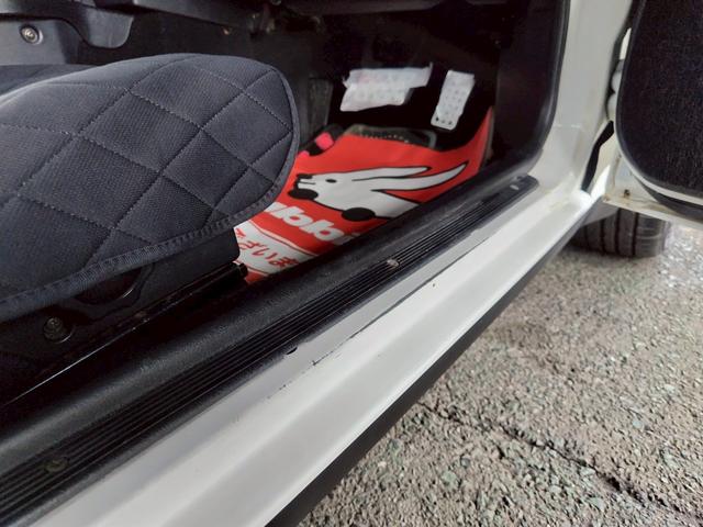 ＭＲ２ Ｇ　４Ａ－Ｇツインカム１６　実走行　ワタネベアルミ　記録簿　ノーマル車　バッテリー新品　ストラーダナビ　ＥＴＣ　リアスポイラー　禁煙車　エアコン　パワステ　ＰＷ　記録簿２０１７年２０１９年２０２１年（60枚目）