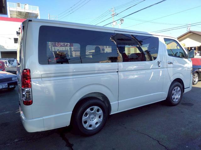 ハイエースバン ロングスーパーGL ダークプライムS アラウンドビューカメラ LEDヘッドデジタルインナーミラー 両側電動スライド Wエアバッグ 100V電源 Wエアコン リアヒーター ハーフレザー ブラックインテリアスマートキー2個(6枚目)