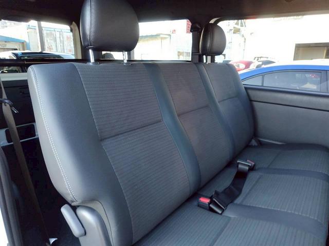 ハイエースバン ロングスーパーGL ダークプライムS アラウンドビューカメラ LEDヘッドデジタルインナーミラー 両側電動スライド Wエアバッグ 100V電源 Wエアコン リアヒーター ハーフレザー ブラックインテリアスマートキー2個(44枚目)