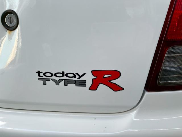 トゥデイ  全塗装 チャンピオンシップホワイト タイプRカラー 5速 ローダウン スパルコハンドル(12枚目)