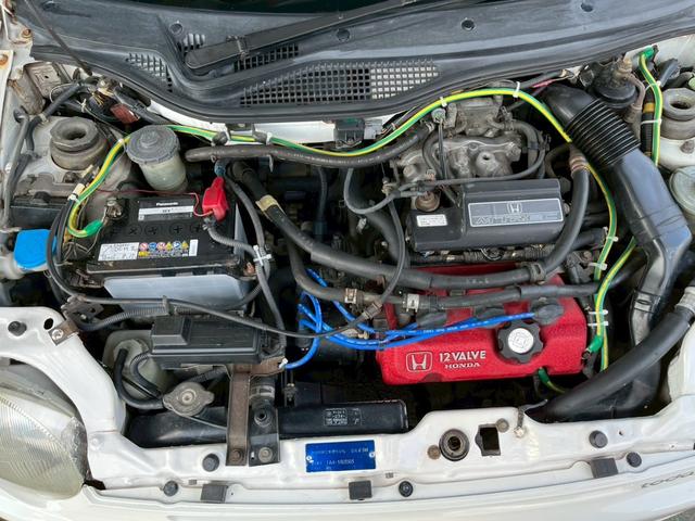 トゥデイ  全塗装 チャンピオンシップホワイト タイプRカラー 5速 ローダウン スパルコハンドル(52枚目)