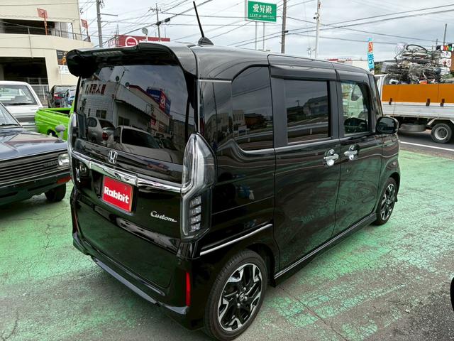 N-BOXカスタム G・Lターボホンダセンシング ターボ ナビTV BTオーディオ 禁煙車 両側電動スライド バックカメラ スマートキー2個 ETC パドルシフト マットバイザー リアスポ USB 新車取説保証書(6枚目)