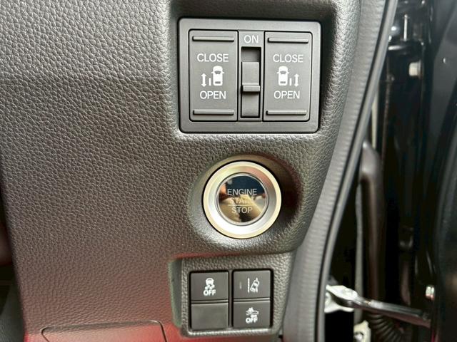 N-BOXカスタム G・Lターボホンダセンシング ターボ ナビTV BTオーディオ 禁煙車 両側電動スライド バックカメラ スマートキー2個 ETC パドルシフト マットバイザー リアスポ USB 新車取説保証書(22枚目)