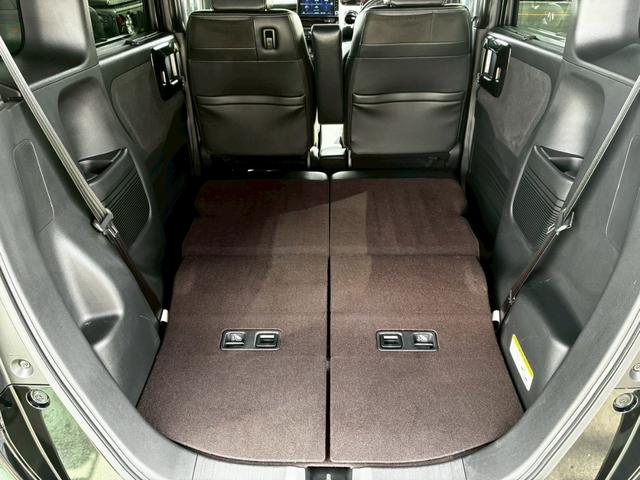 N-BOXカスタム G・Lターボホンダセンシング ターボ ナビTV BTオーディオ 禁煙車 両側電動スライド バックカメラ スマートキー2個 ETC パドルシフト マットバイザー リアスポ USB 新車取説保証書(50枚目)