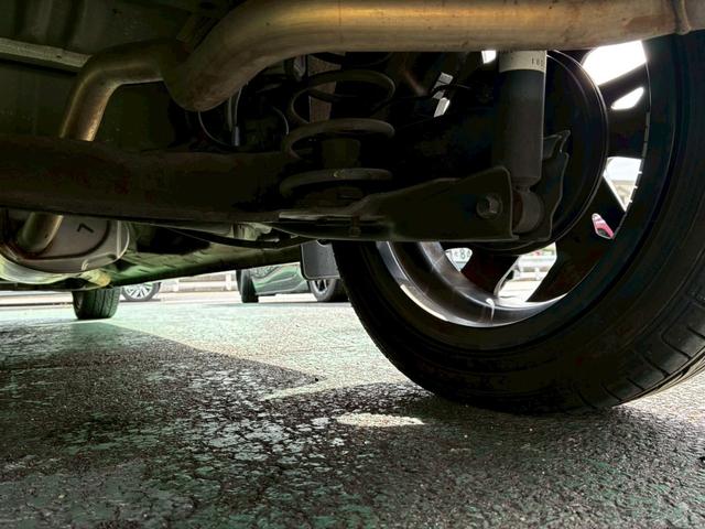 N-BOXカスタム G・Lターボホンダセンシング ターボ ナビTV BTオーディオ 禁煙車 両側電動スライド バックカメラ スマートキー2個 ETC パドルシフト マットバイザー リアスポ USB 新車取説保証書(57枚目)