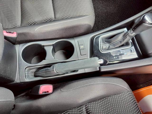 オーリス 150X 純正ナビTV  BTオーディオ ETC  ドラレコ禁煙車 新車取説保証書 スマートキー2個 エンジンスターター(13枚目)