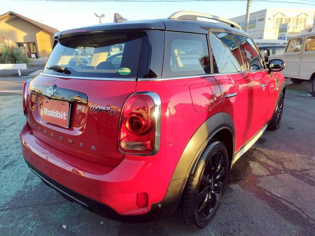 MINI クーパーD クロスオーバー 1オーナー 禁煙 ナビ BTオーディオ コーナセンサー Bカメラ 純正オプション18AW 新車取説保証書 スマートキー2個 パドルシフト ルーフレール(4枚目)