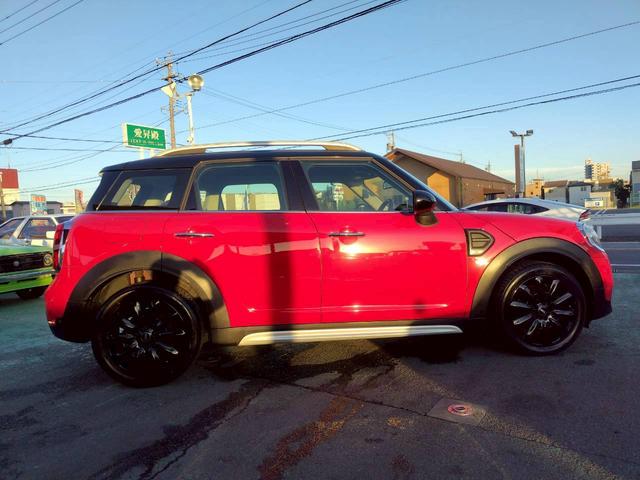 MINI クーパーD クロスオーバー 1オーナー 禁煙 ナビ BTオーディオ コーナセンサー Bカメラ 純正オプション18AW 新車取説保証書 スマートキー2個 パドルシフト ルーフレール(7枚目)