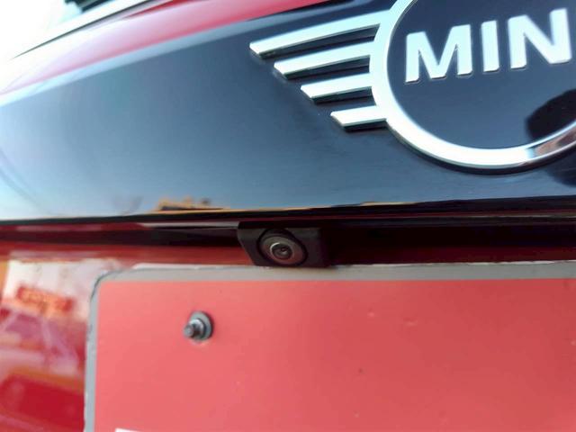 MINI クーパーD クロスオーバー 1オーナー 禁煙 ナビ BTオーディオ コーナセンサー Bカメラ 純正オプション18AW 新車取説保証書 スマートキー2個 パドルシフト ルーフレール(33枚目)