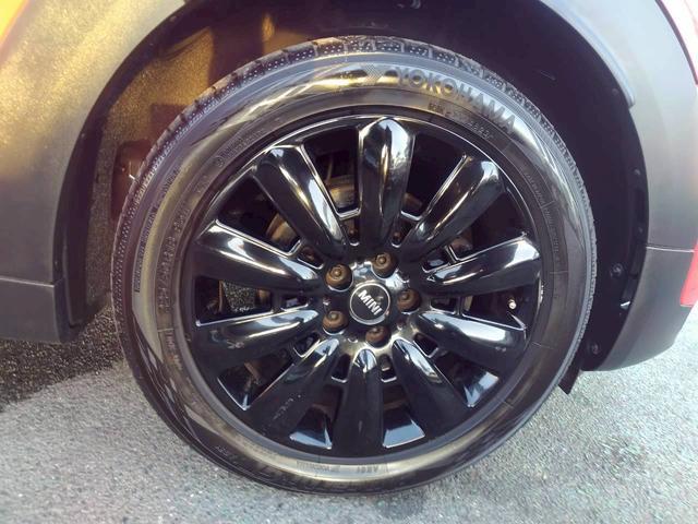 MINI クーパーD クロスオーバー 1オーナー 禁煙 ナビ BTオーディオ コーナセンサー Bカメラ 純正オプション18AW 新車取説保証書 スマートキー2個 パドルシフト ルーフレール(38枚目)