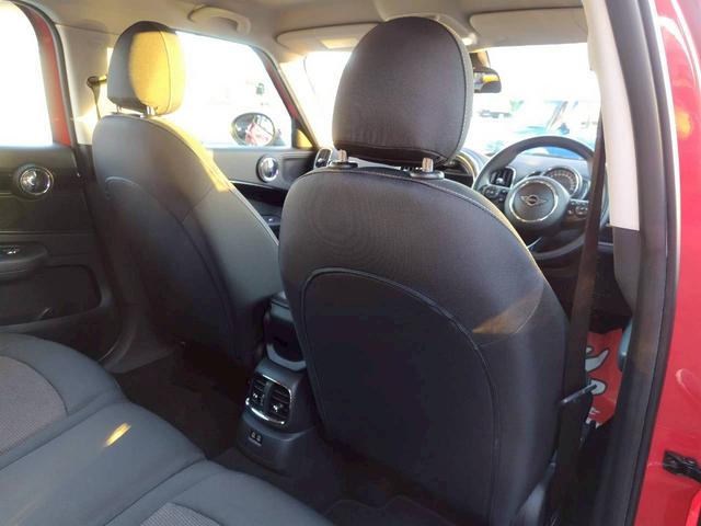 MINI クーパーD クロスオーバー 1オーナー 禁煙 ナビ BTオーディオ コーナセンサー Bカメラ 純正オプション18AW 新車取説保証書 スマートキー2個 パドルシフト ルーフレール(51枚目)