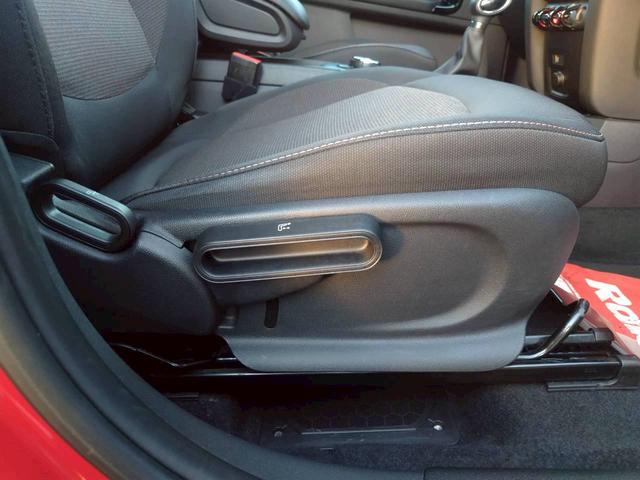 MINI クーパーD クロスオーバー 1オーナー 禁煙 ナビ BTオーディオ コーナセンサー Bカメラ 純正オプション18AW 新車取説保証書 スマートキー2個 パドルシフト ルーフレール(68枚目)